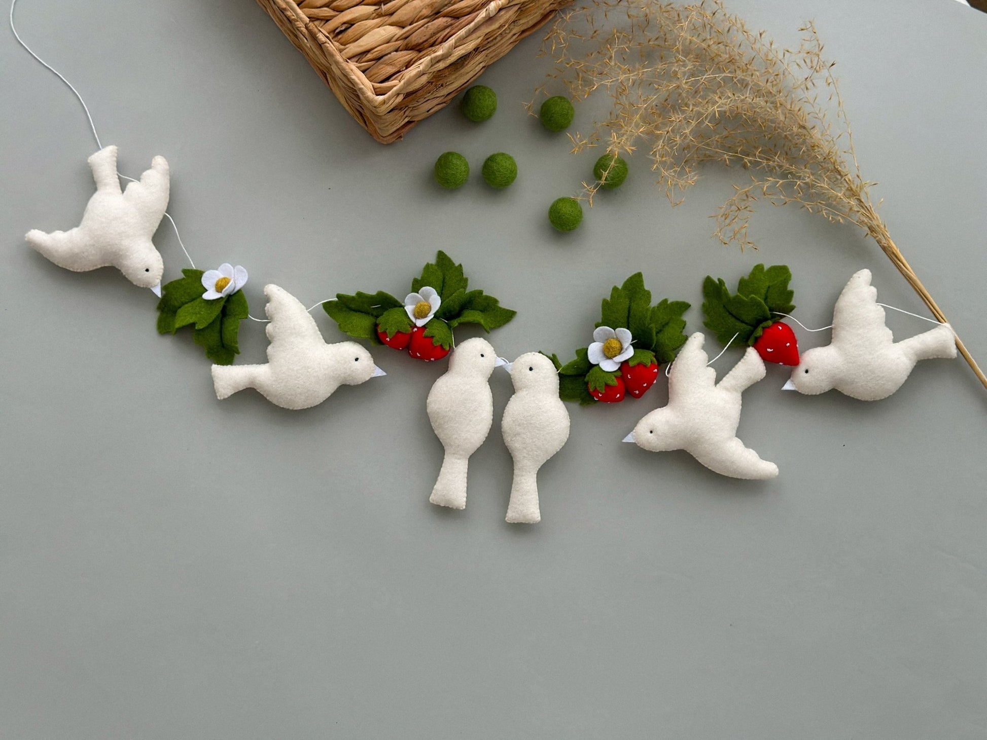 Garland With Easter White Birds - WoollyFox