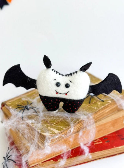 Halloween Bat Tooth Ornament – Felt Bat Halloween Decoration or Tooth Fairy Gift - WoollyFox