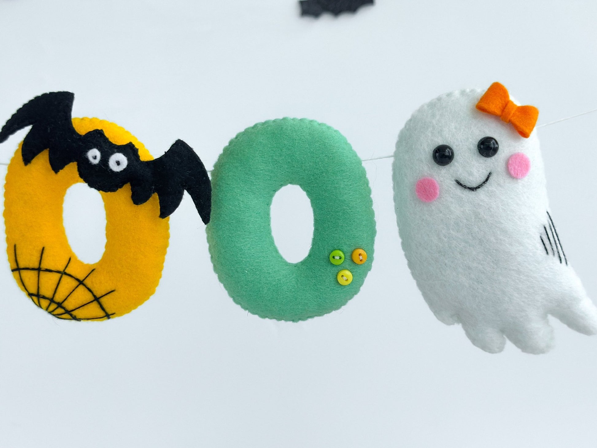 Halloween Felt Garland “BOO” – Ghost, Bat, Cat & Letter Decor for Halloween Baby Shower or Wall Hanging - WoollyFox