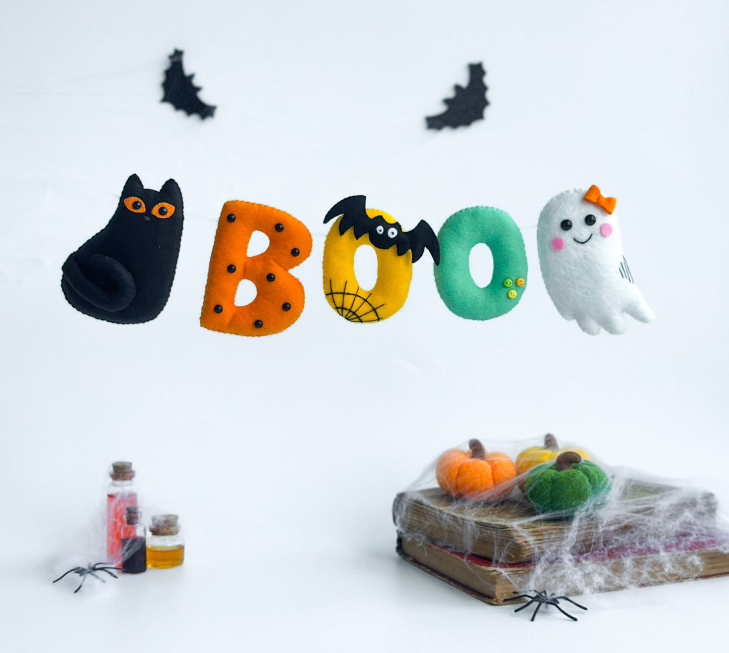 Halloween Felt Garland “BOO” – Ghost, Bat, Cat & Letter Decor for Halloween Baby Shower or Wall Hanging - WoollyFox
