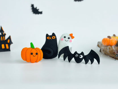 Halloween Felt Ornament Set – Ghost, Bat, Cat & Pumpkin Decor - WoollyFox