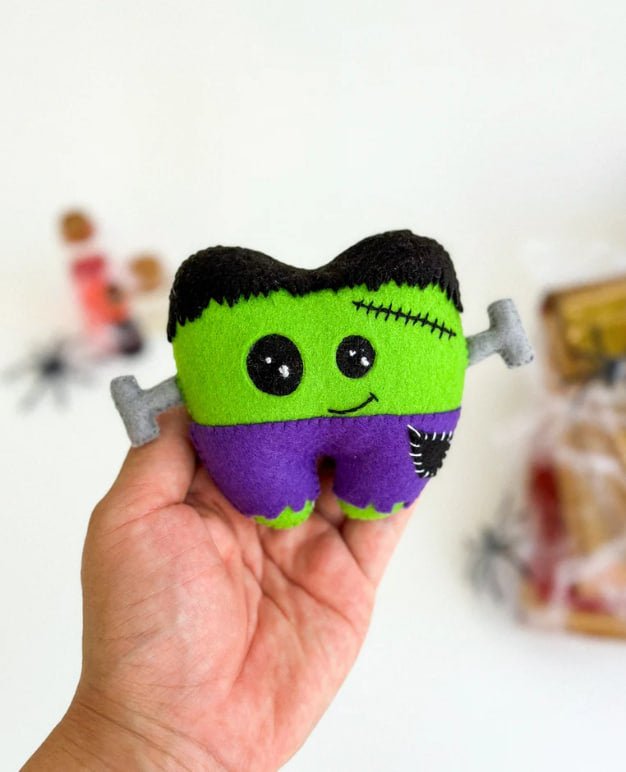 Halloween Zombie Tooth Ornament – Spooky Felt Tooth Fairy Gift for Kids - WoollyFox