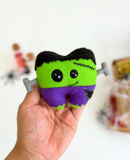Halloween Zombie Tooth Ornament – Spooky Felt Tooth Fairy Gift for Kids - WoollyFox