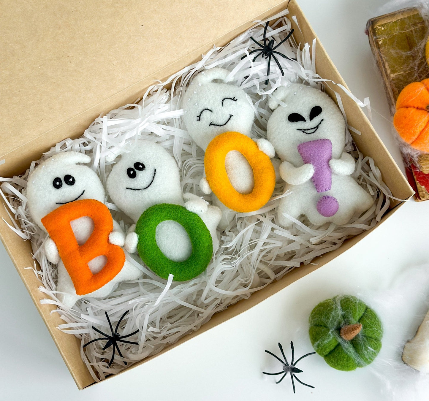 Handmade Felt Ghost Halloween Garland – BOO Banner Party & Home Decor - WoollyFox