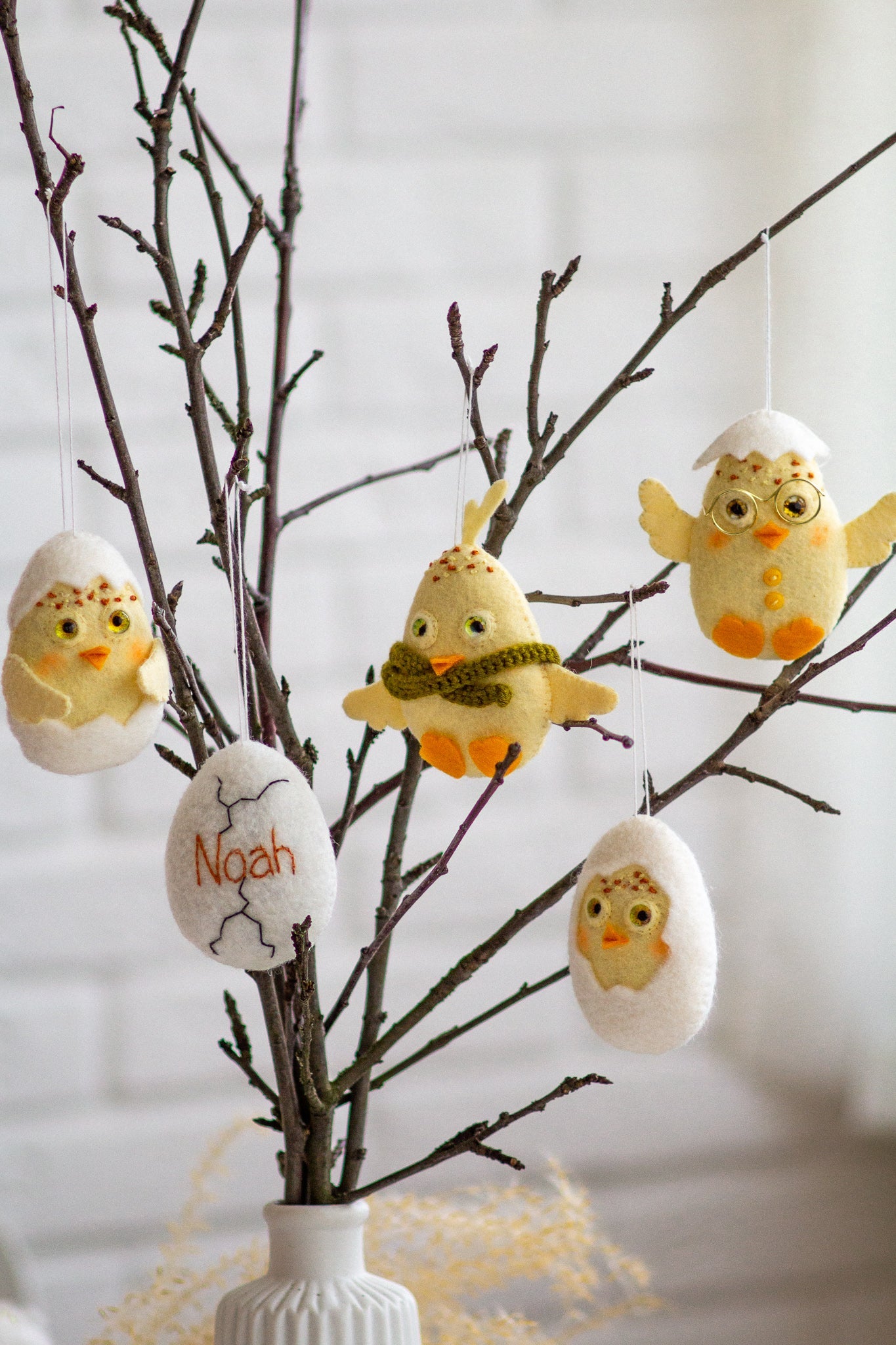 Hatched Egg ornament - WoollyFox