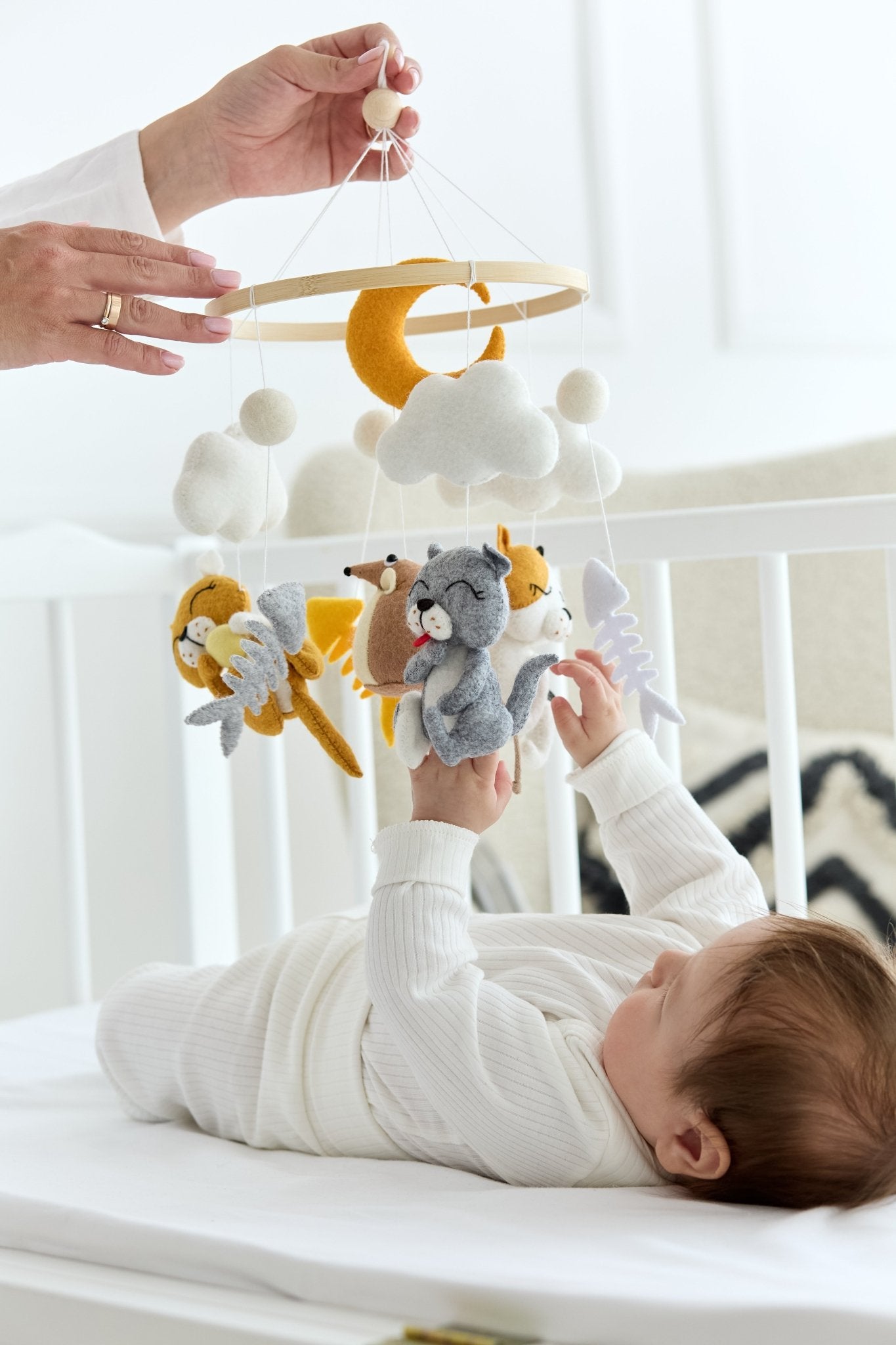 Kitten Baby Mobile – Handmade Cat and Mouse Crib Decor - WoollyFox