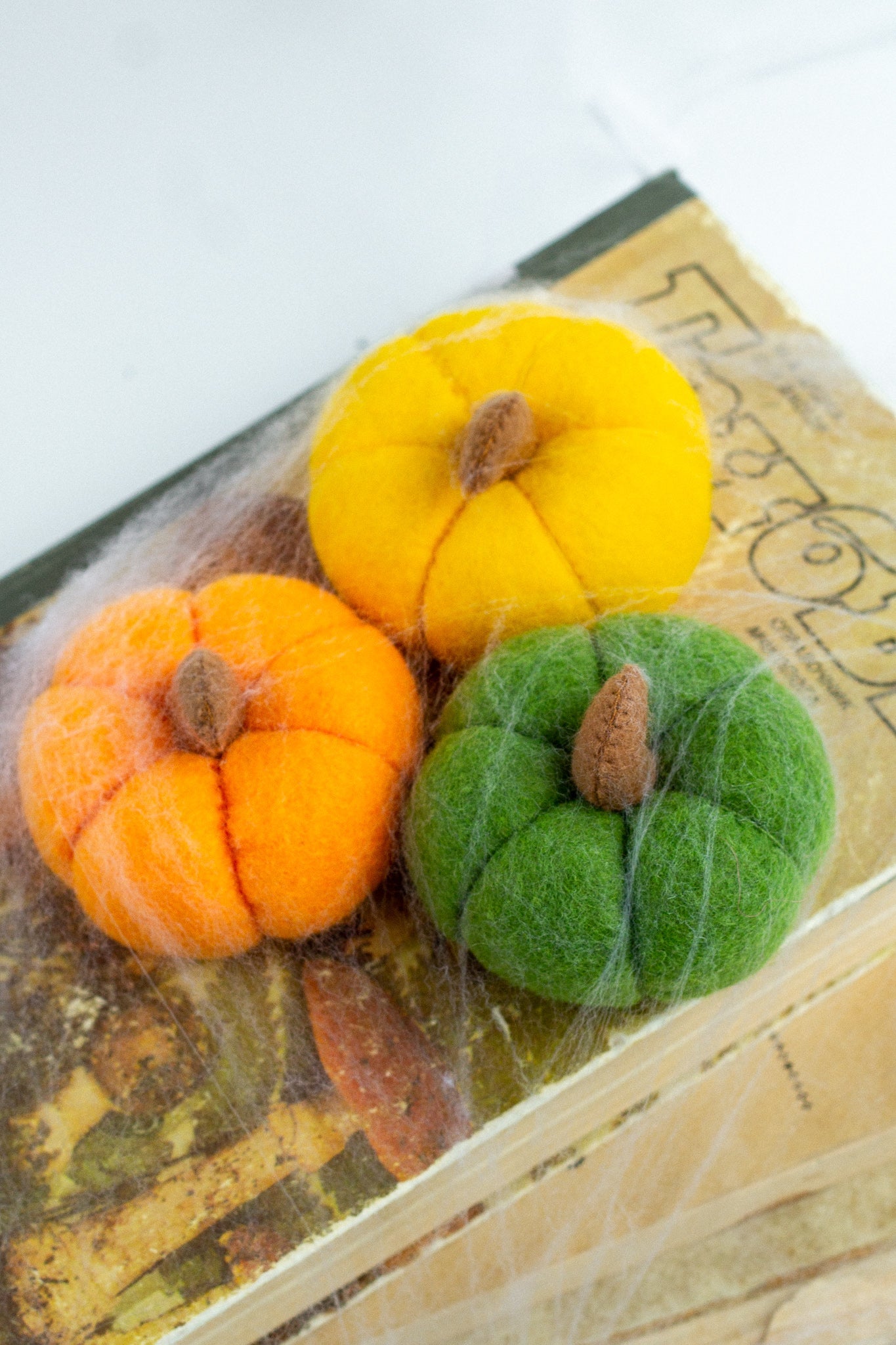 Mini Felt Halloween Pumpkins – Set of 3, Soft Autumn Decor for Spooky Season - WoollyFox