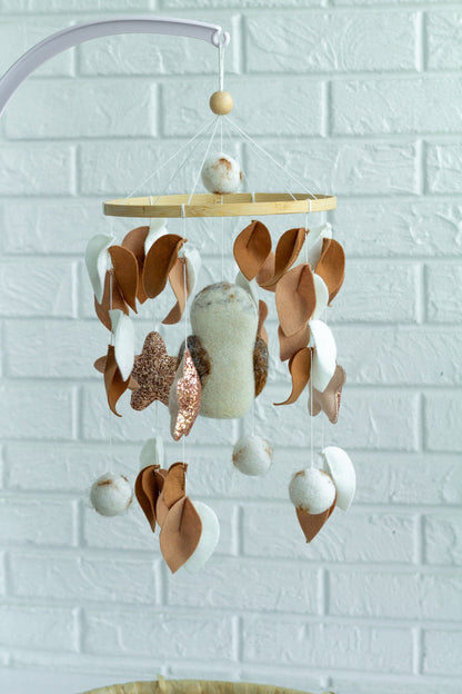 Owl baby crib mobile | Pregnant gift - WoollyFox