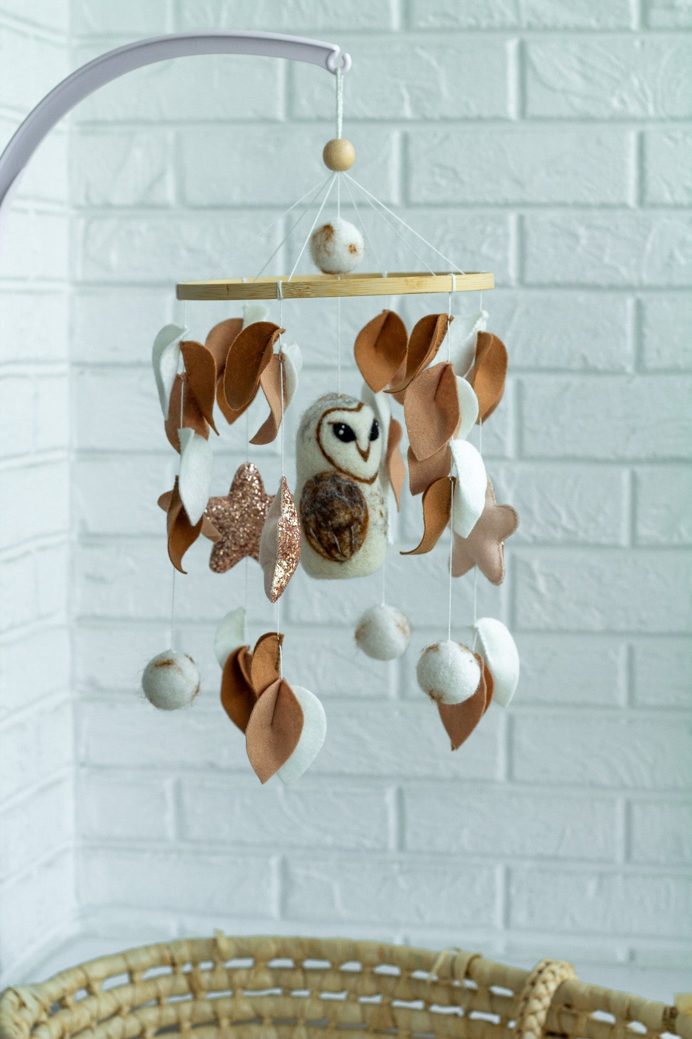 Owl baby crib mobile | Pregnant gift - WoollyFox