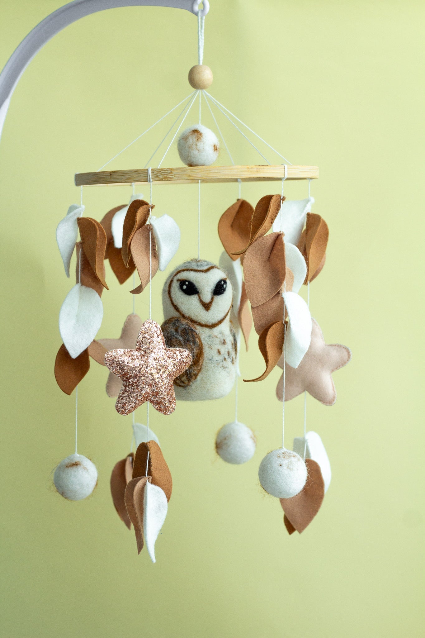 Owl baby crib mobile | Pregnant gift - WoollyFox