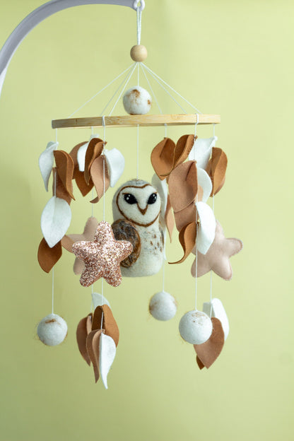 Owl baby crib mobile | Pregnant gift - WoollyFox