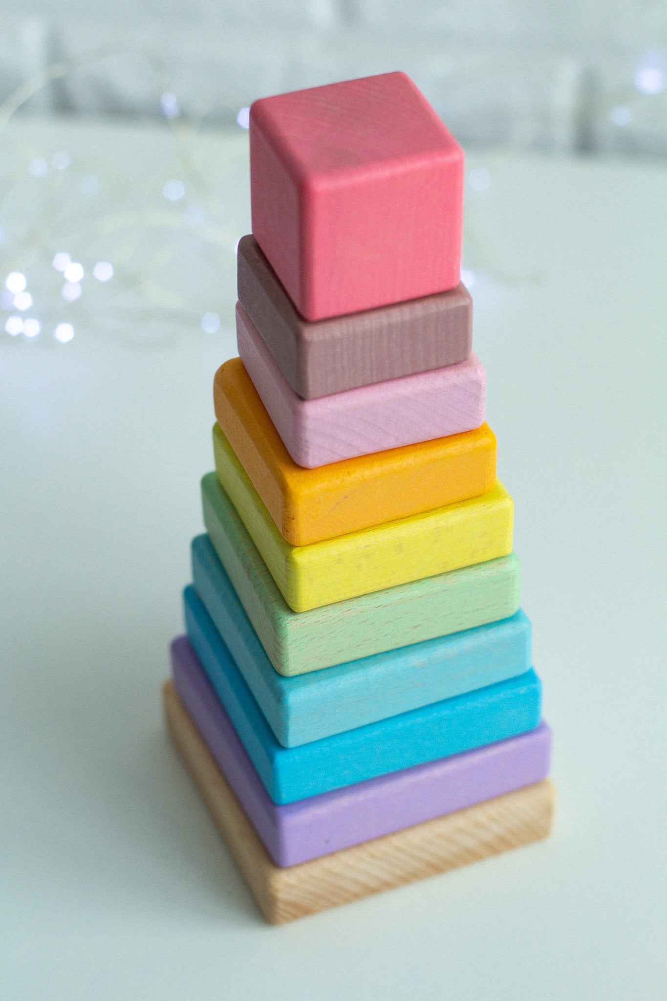 Wooden Ring Pyramid Tower 2 - WoollyFox