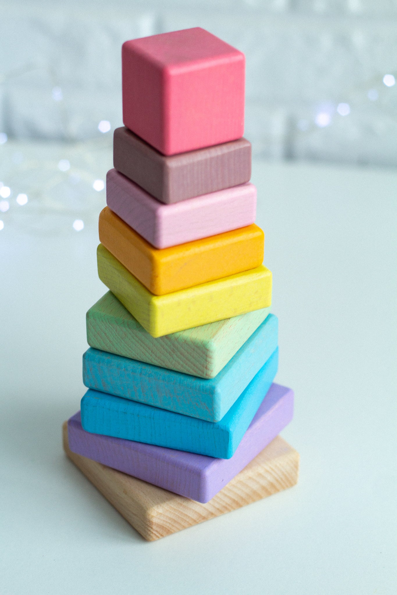 Wooden Ring Pyramid Tower 2 - WoollyFox