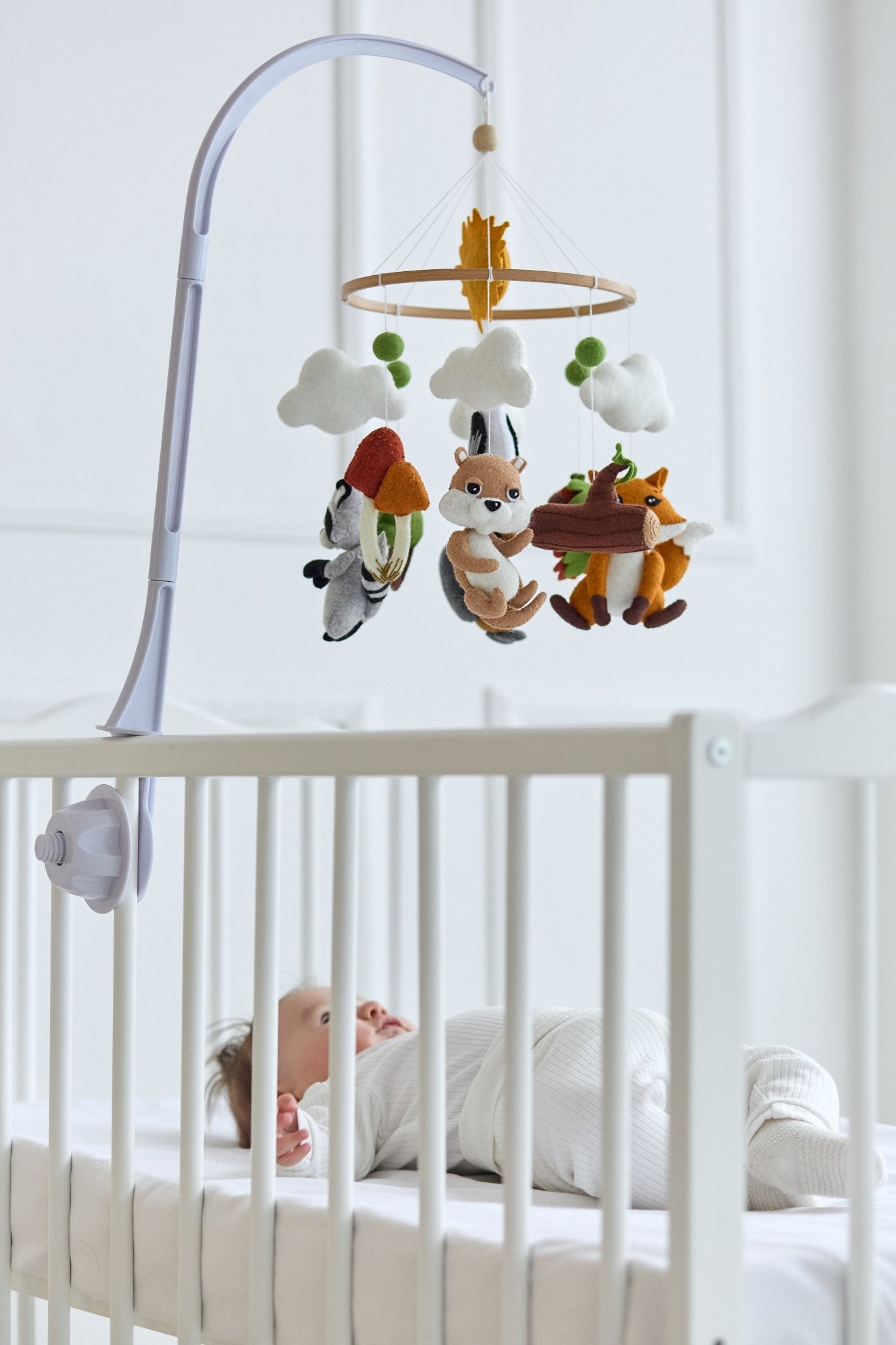 Woodland Animal Baby Mobile – Handmade Felt Crib Mobile with Fox, Beaver, Raccoon, Woodpecker & Otter - WoollyFox