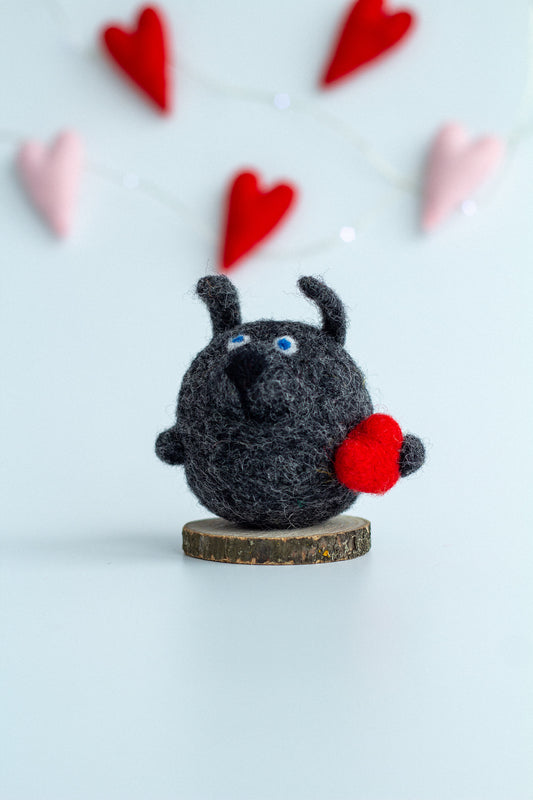 wool wolf with heart 
