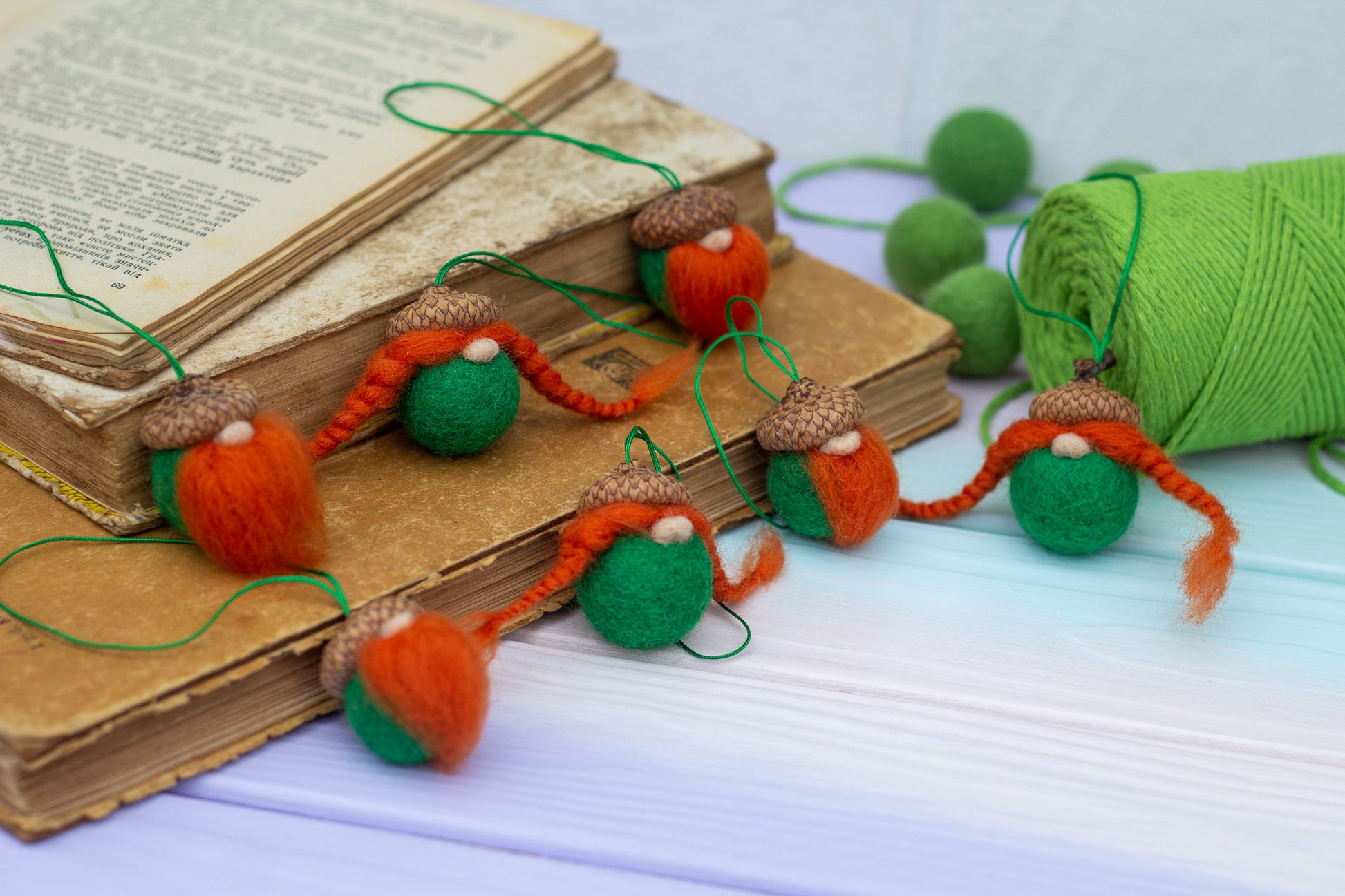 St. Patrick's Day Acorns Ornaments