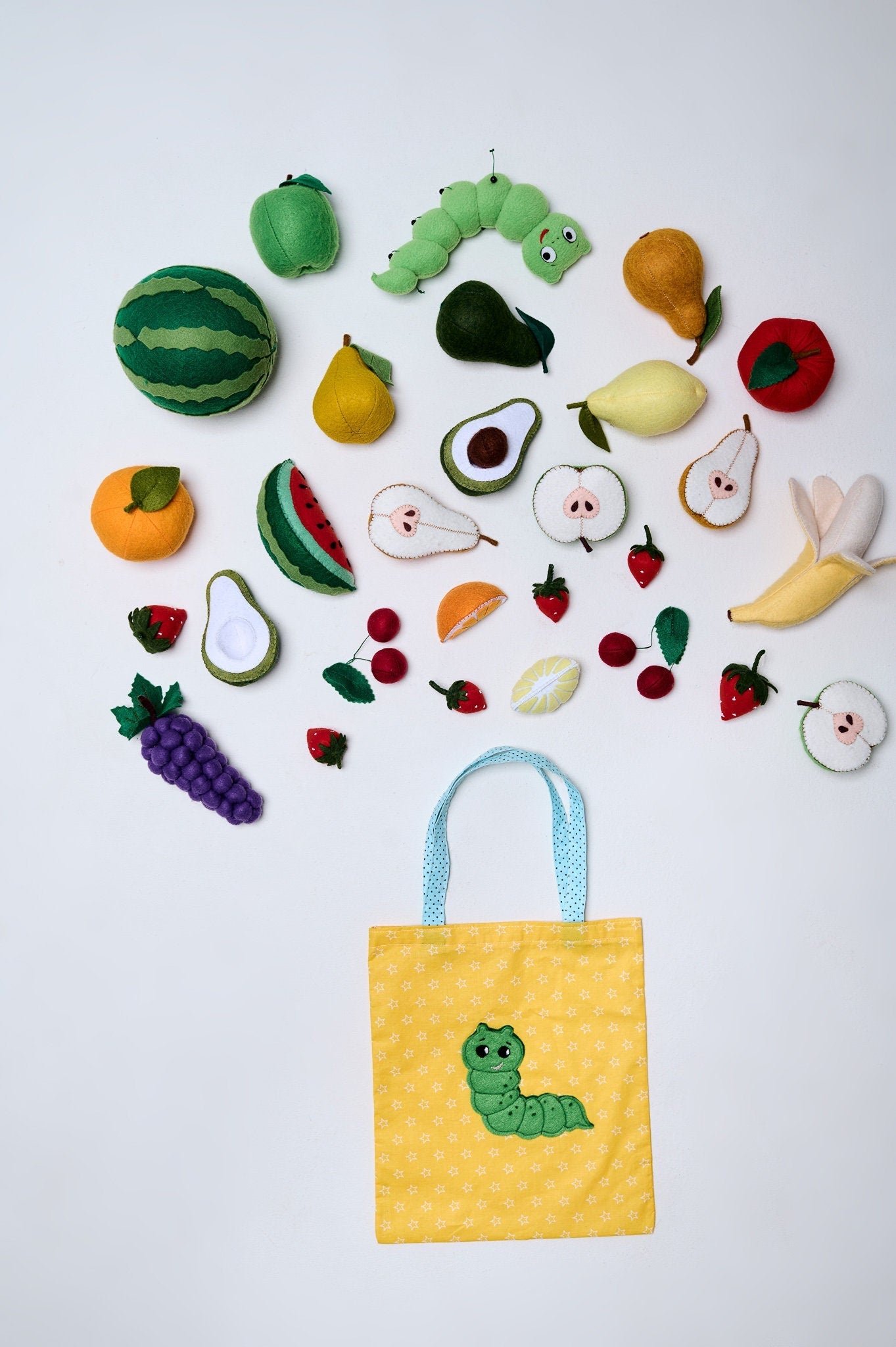 Big Felt Fruit Toy Set – 28 Pieces with Storage Bag for Kids Play - WoollyFox
