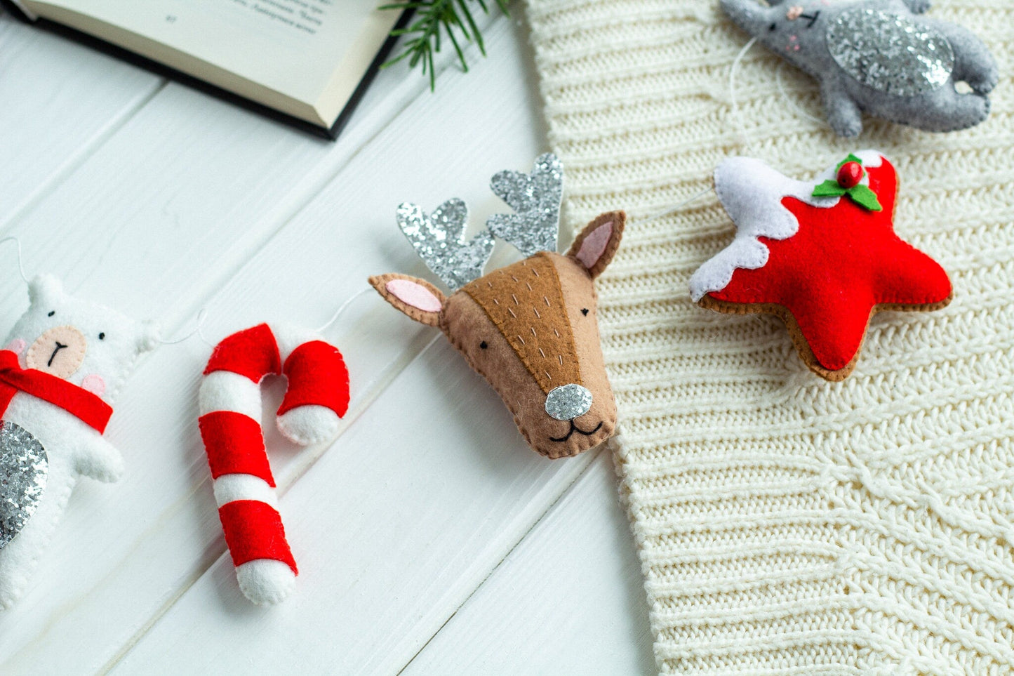 Christmas Garland - WoollyFox