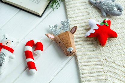 Christmas Garland - WoollyFox