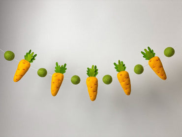 Easter Carrot Garland - WoollyFox