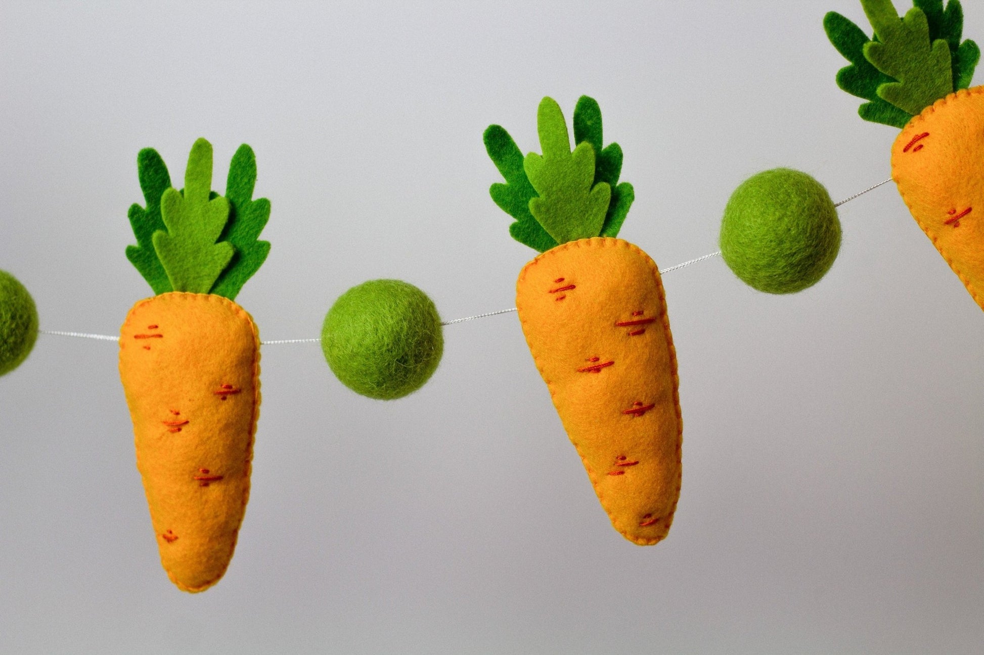 Easter Carrot Garland - WoollyFox