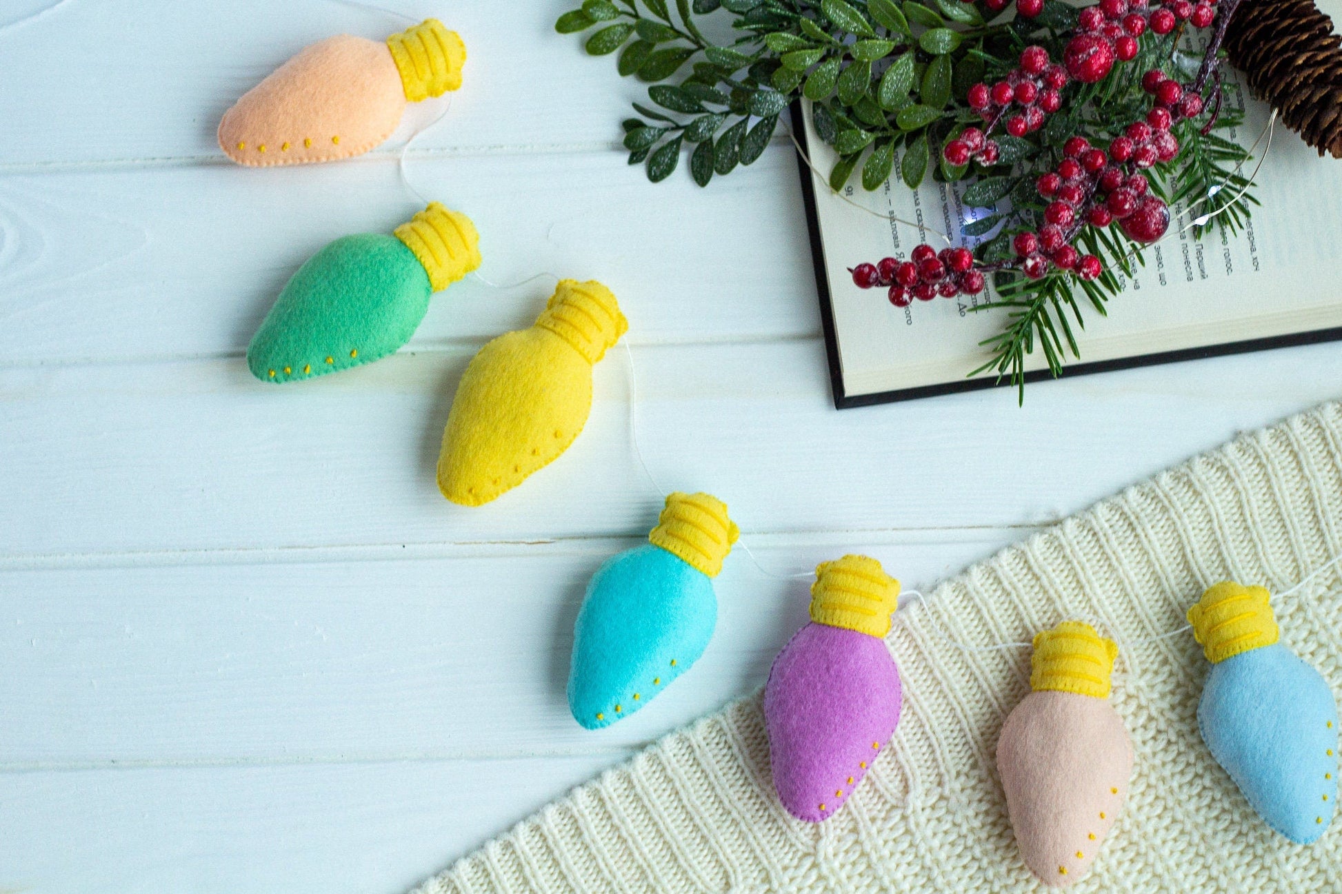 Felt Christmas Lights Garland - WoollyFox