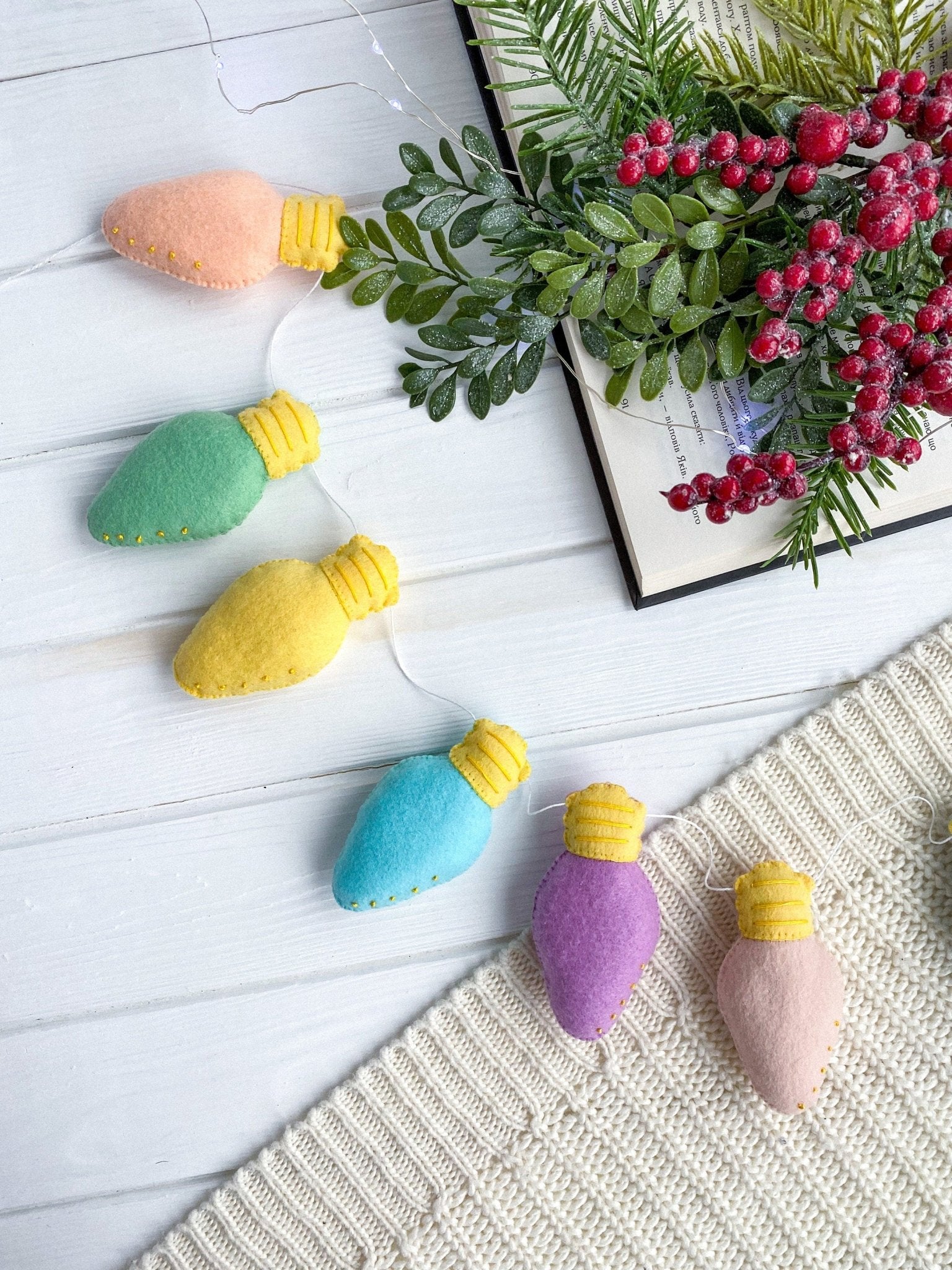 Felt Christmas Lights Garland - WoollyFox