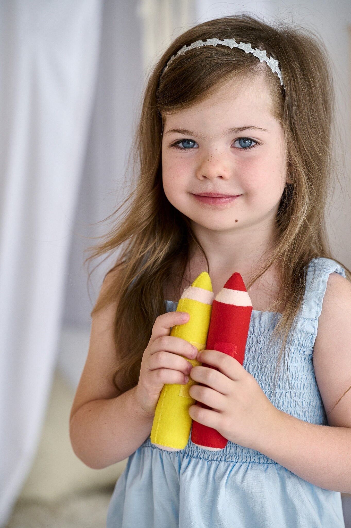Felt Colored Pencil Toy Set – 7 Handmade Pretend Play Crayons - WoollyFox
