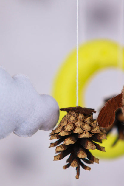 Felt Mountain baby crib mobile - WoollyFox