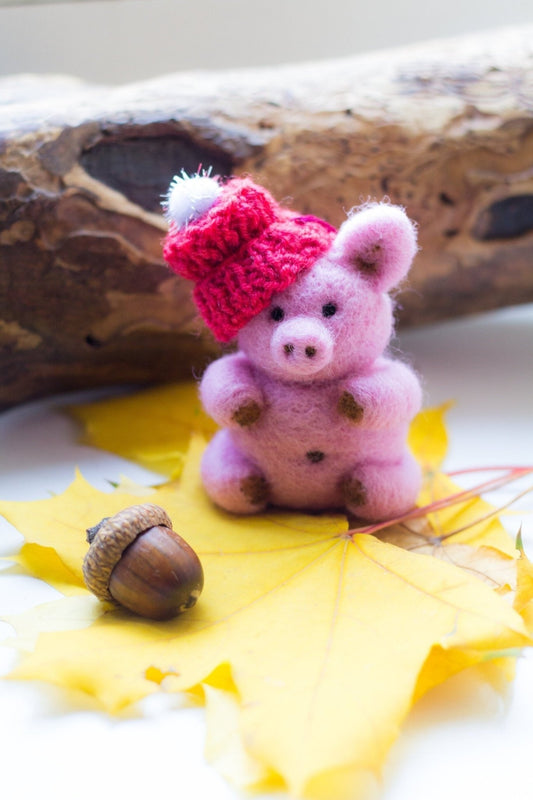 Felt Pig Ornament - WoollyFox