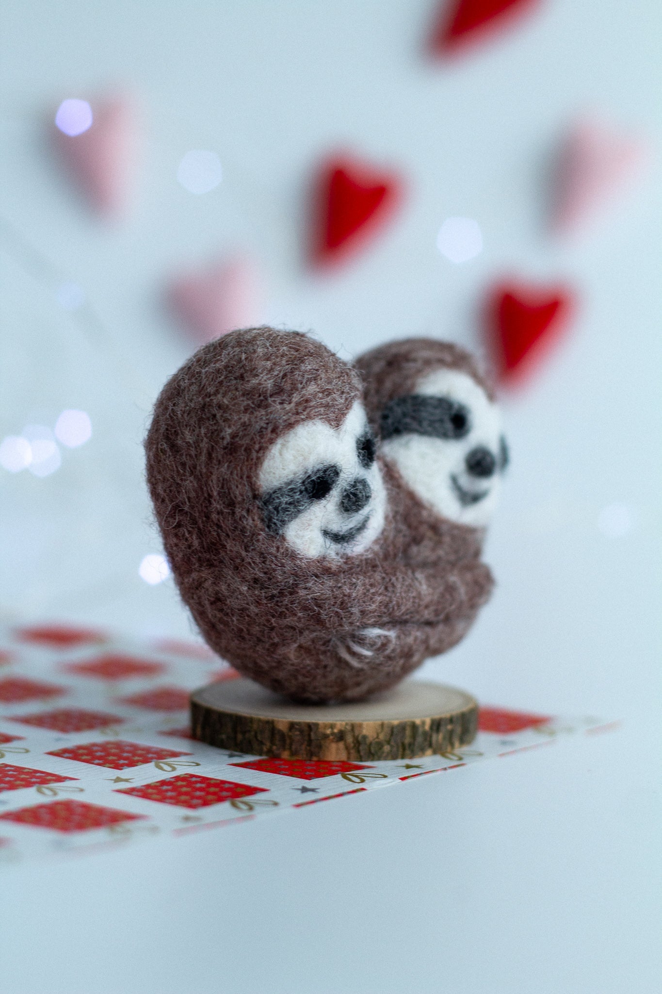 Felted Sloths Valentine's day - WoollyFox
