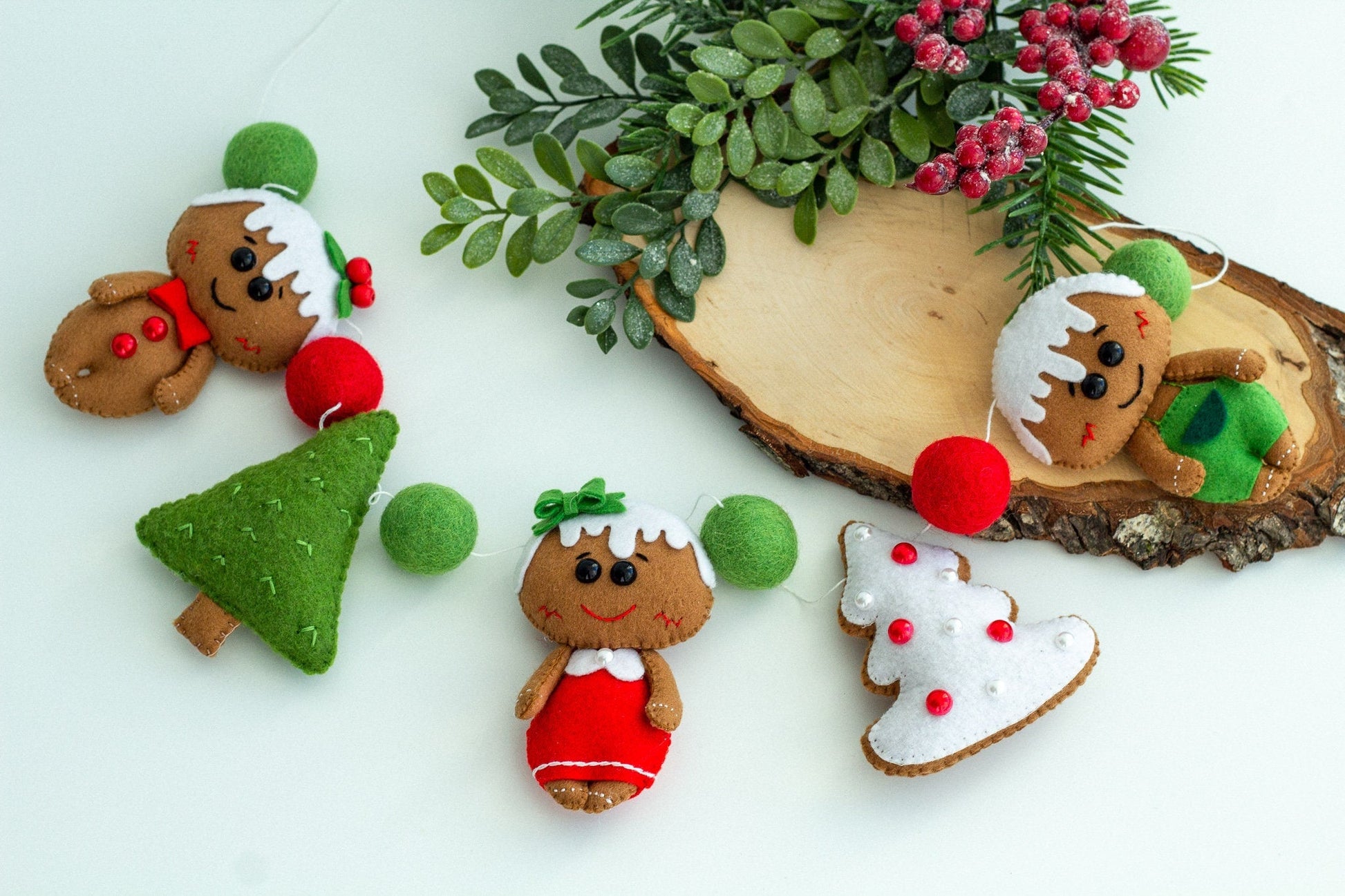 Garland Gingerbread Decor - WoollyFox