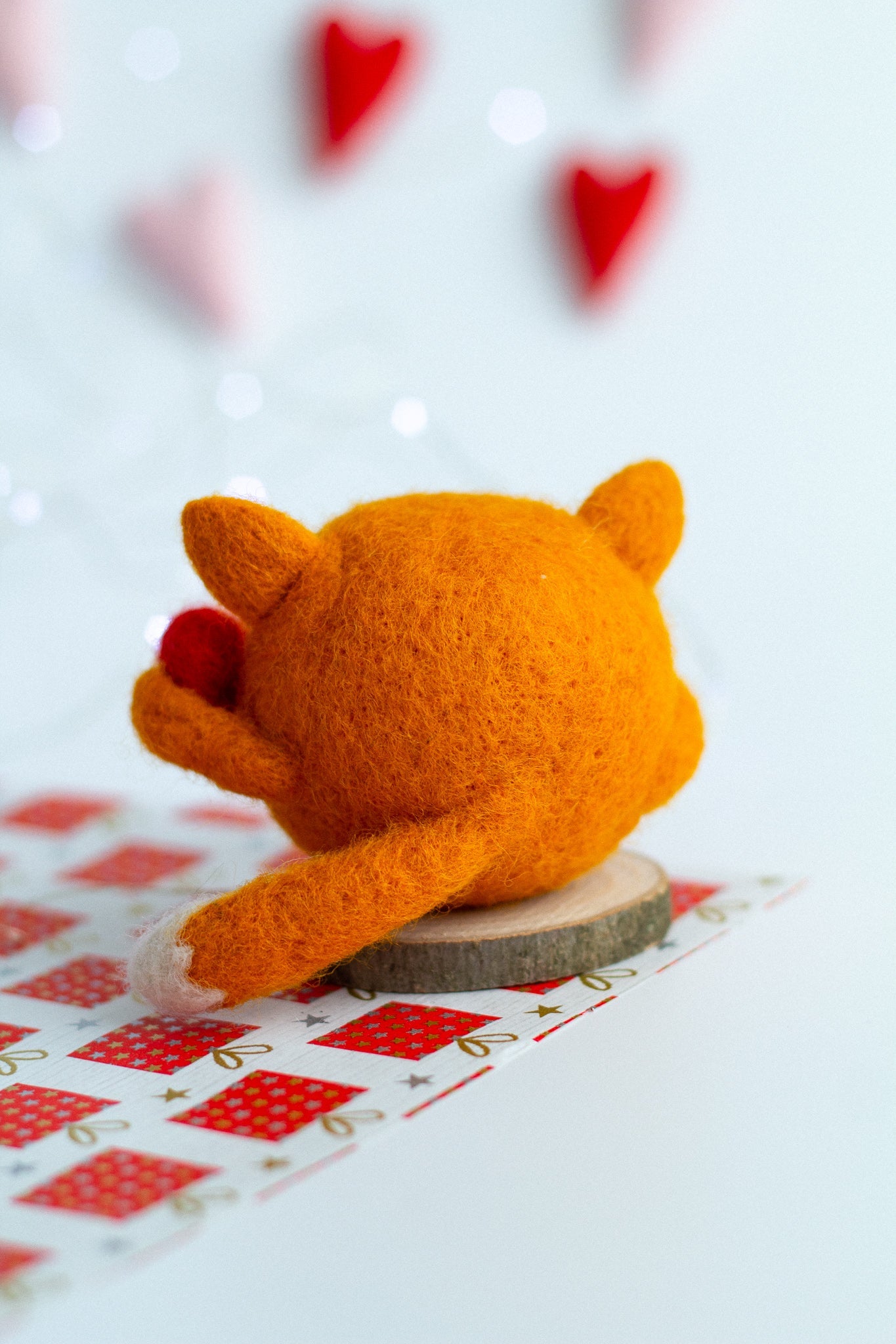 Gift Wool Fox With Heart - WoollyFox