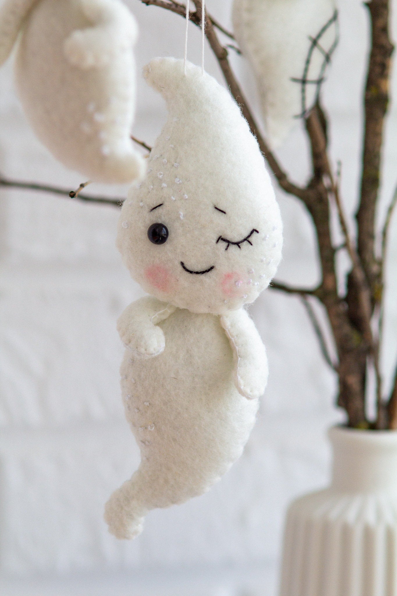 Halloween Felt Ghost Ornaments – Handmade Spooky Decor - WoollyFox