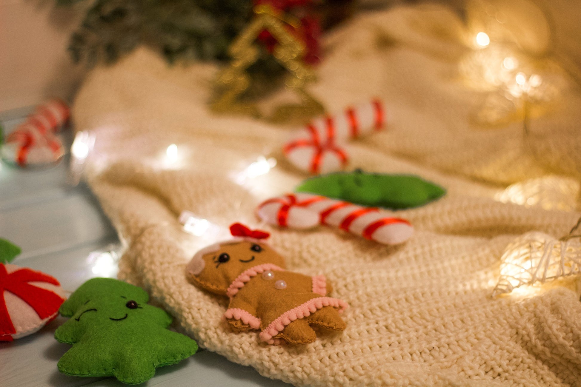 Christmas gingerbread garland