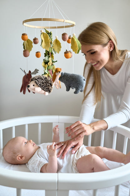 Woodland baby mobile