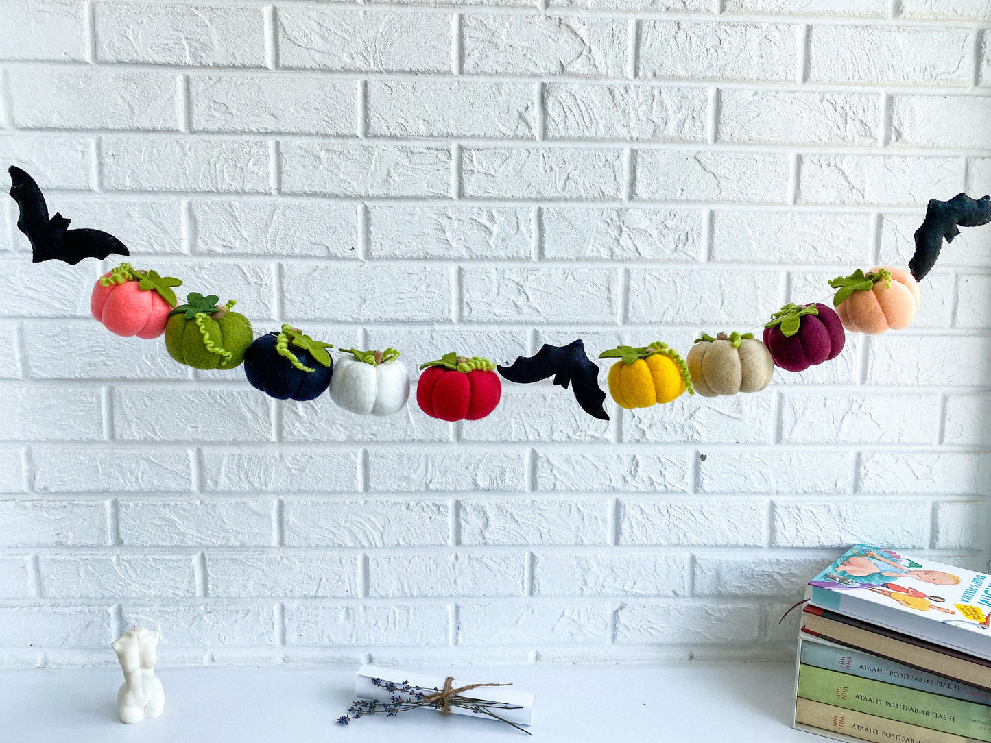 Halloween garland