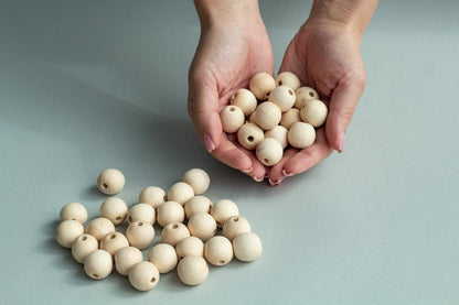 Natural Wooden Beads (50 pcs)