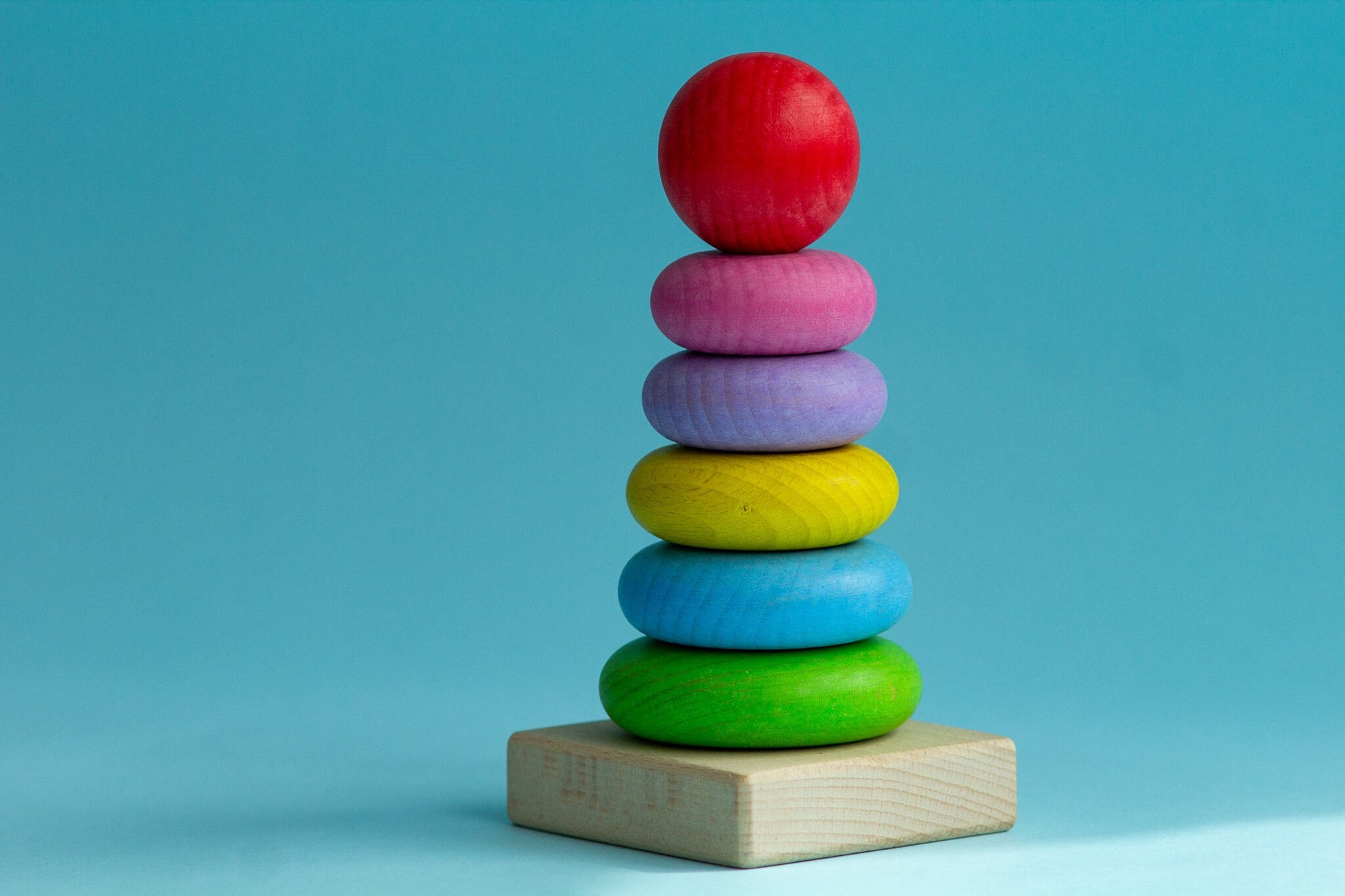 Montessori ring stacker Wooden Pyramid