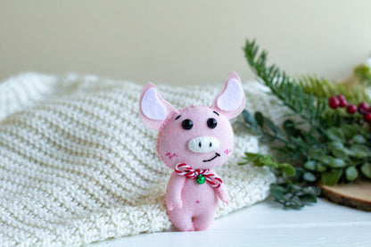 Christmas Pig Couple Ornaments
