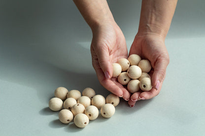 Natural Wooden Beads (50 pcs) - WoollyFox