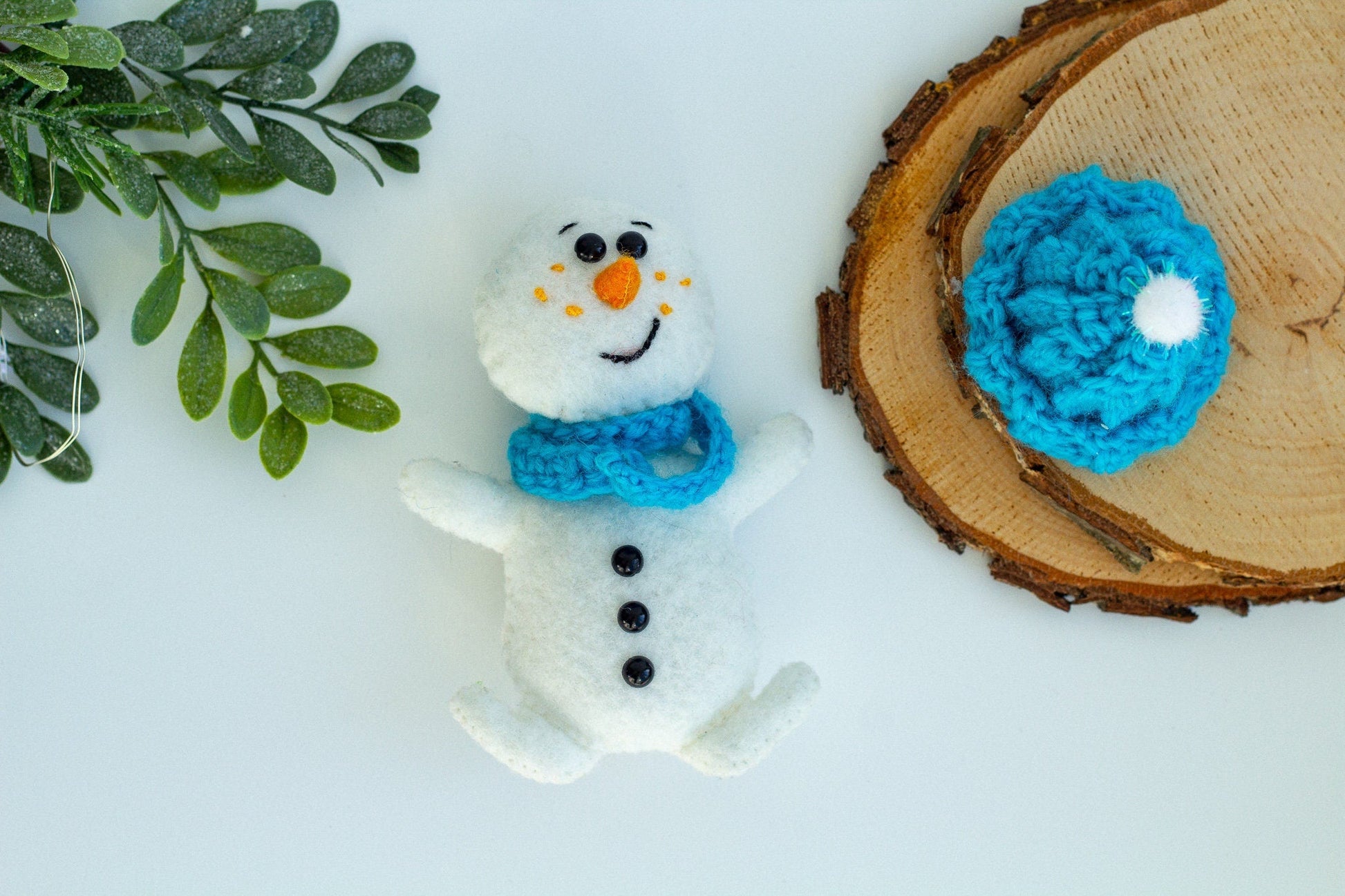 Snowmen in Knitted Hats Ornaments - WoollyFox